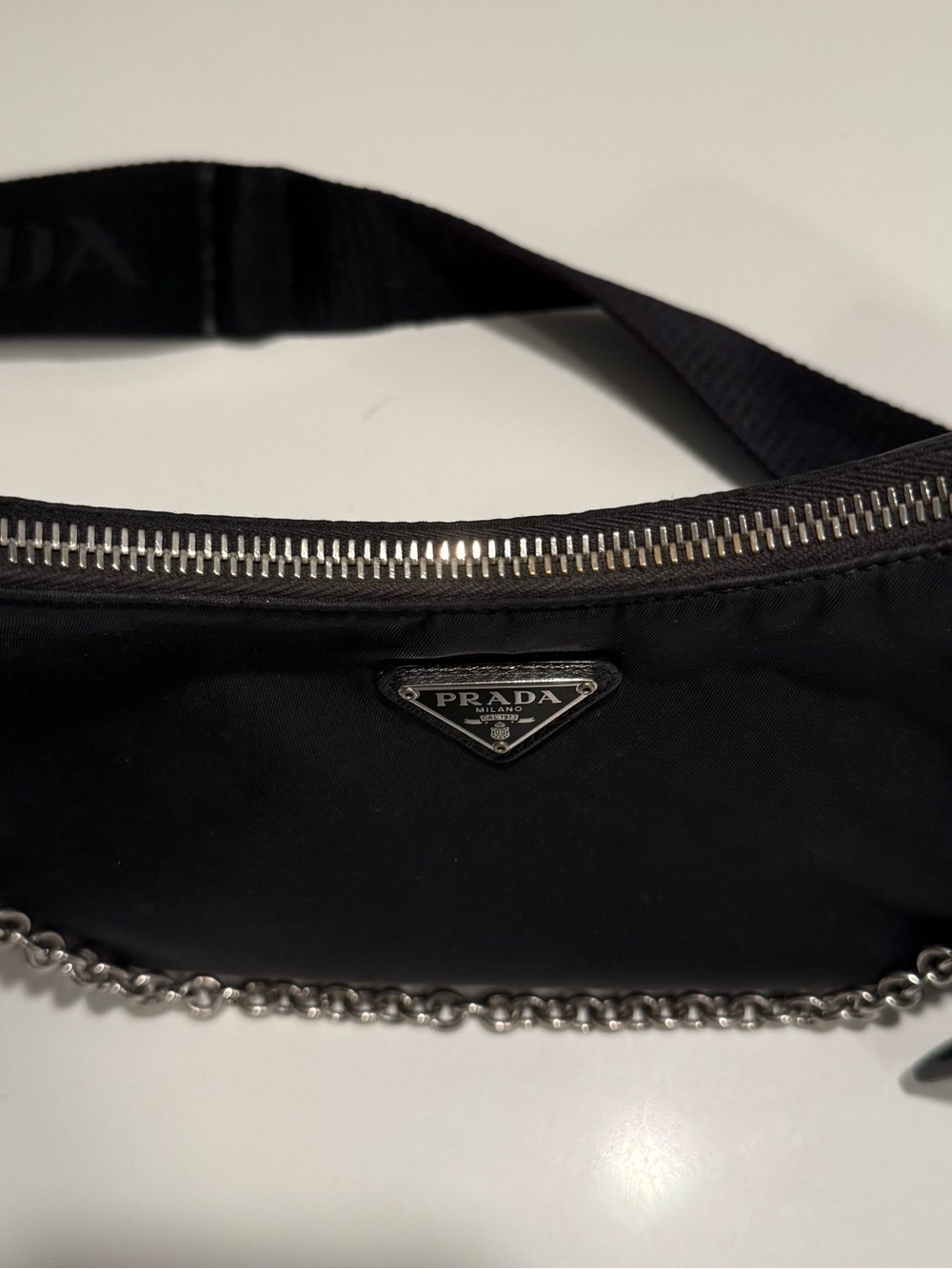 Prada Re-Edition 2005 Re-Nylon Bag - Picture 4 of 8
